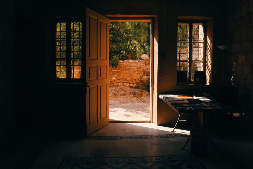 An open door representing no lock-in