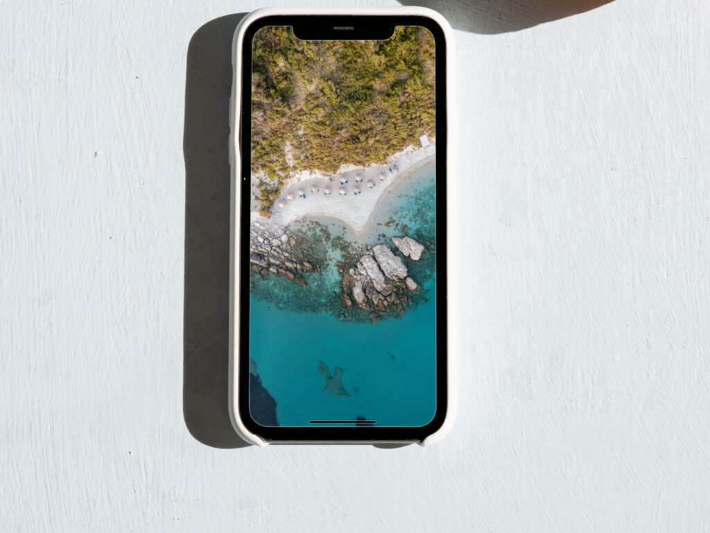The same image crisp on a phone